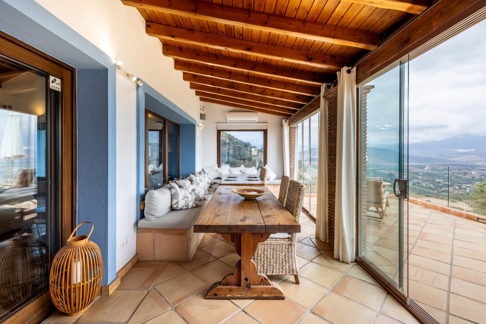 4 sypialnia Willa na sprzedaż w Coin z basenem garażem - 1 195 000 € (Ref: 9385431)