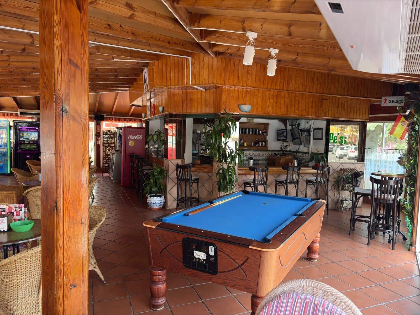 Restaurant/Bar til salgs i Roquetas de Mar - € 478 000 (Ref: 9395899)