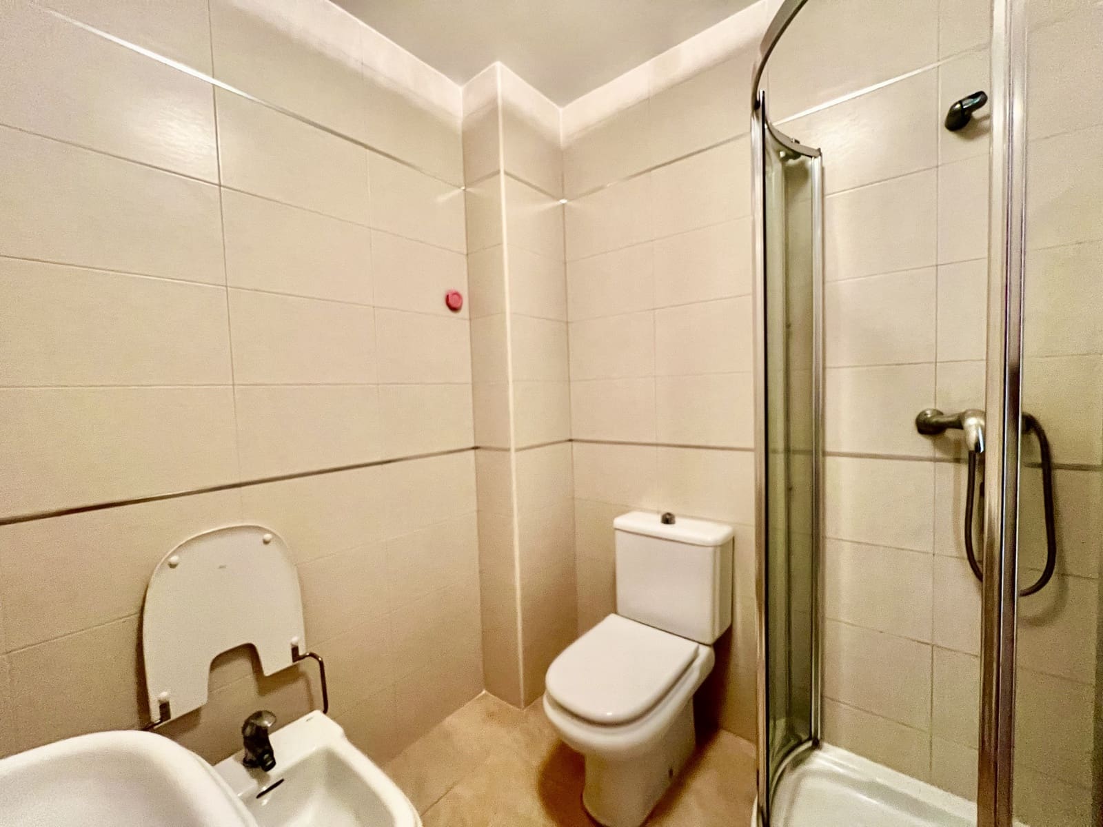 3 soverom Leilighet til salgs i Vicar med garasje - € 105 000 (Ref: 9395901)