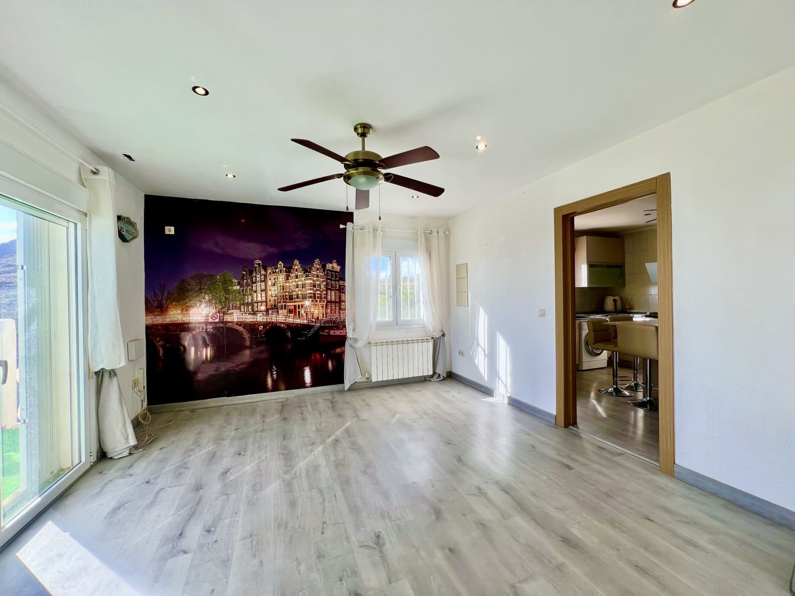 5 makuuhuone Huvila myytävänä paikassa Felix mukana uima-altaan 
autotalli - 377 000 € (Ref: 9395902)