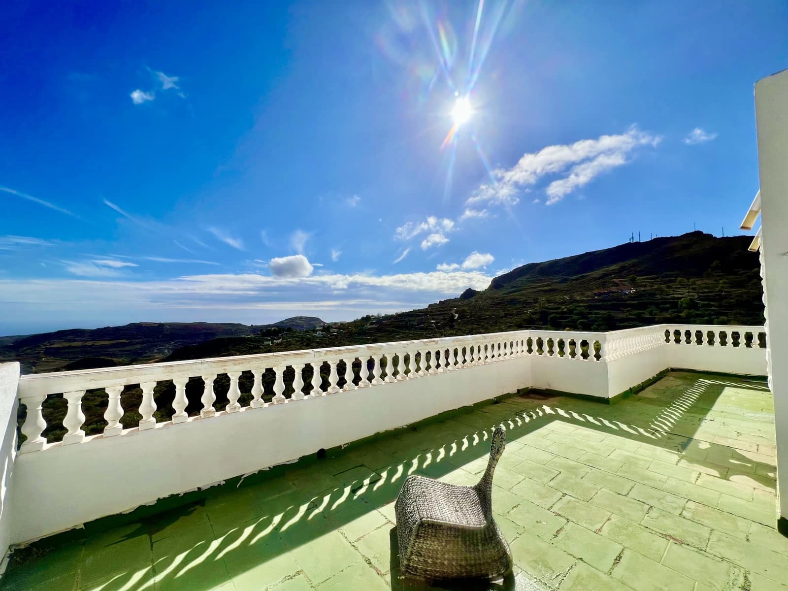 5 makuuhuone Huvila myytävänä paikassa Felix mukana uima-altaan 
autotalli - 377 000 € (Ref: 9395902)