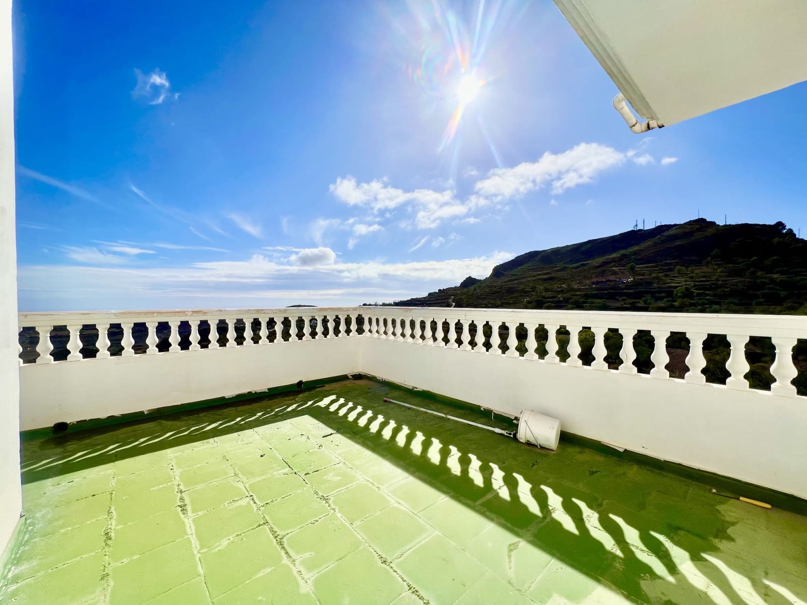 5 makuuhuone Huvila myytävänä paikassa Felix mukana uima-altaan 
autotalli - 377 000 € (Ref: 9395902)