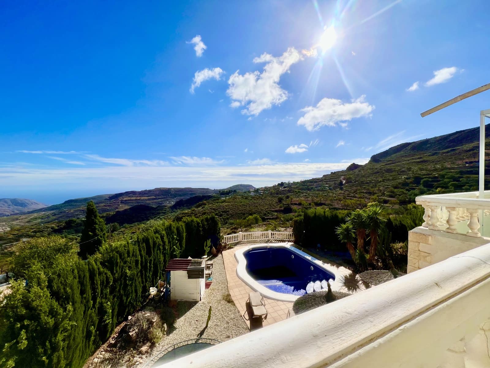 5 soveværelse Villa til salg i Felix med swimmingpool garage - € 377.000 (Ref: 9395902)