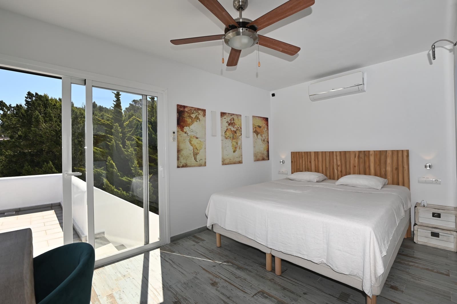 2 sypialnia Willa na sprzedaż w Es Figueral z garażem - 1 180 000 € (Ref: 9395904)