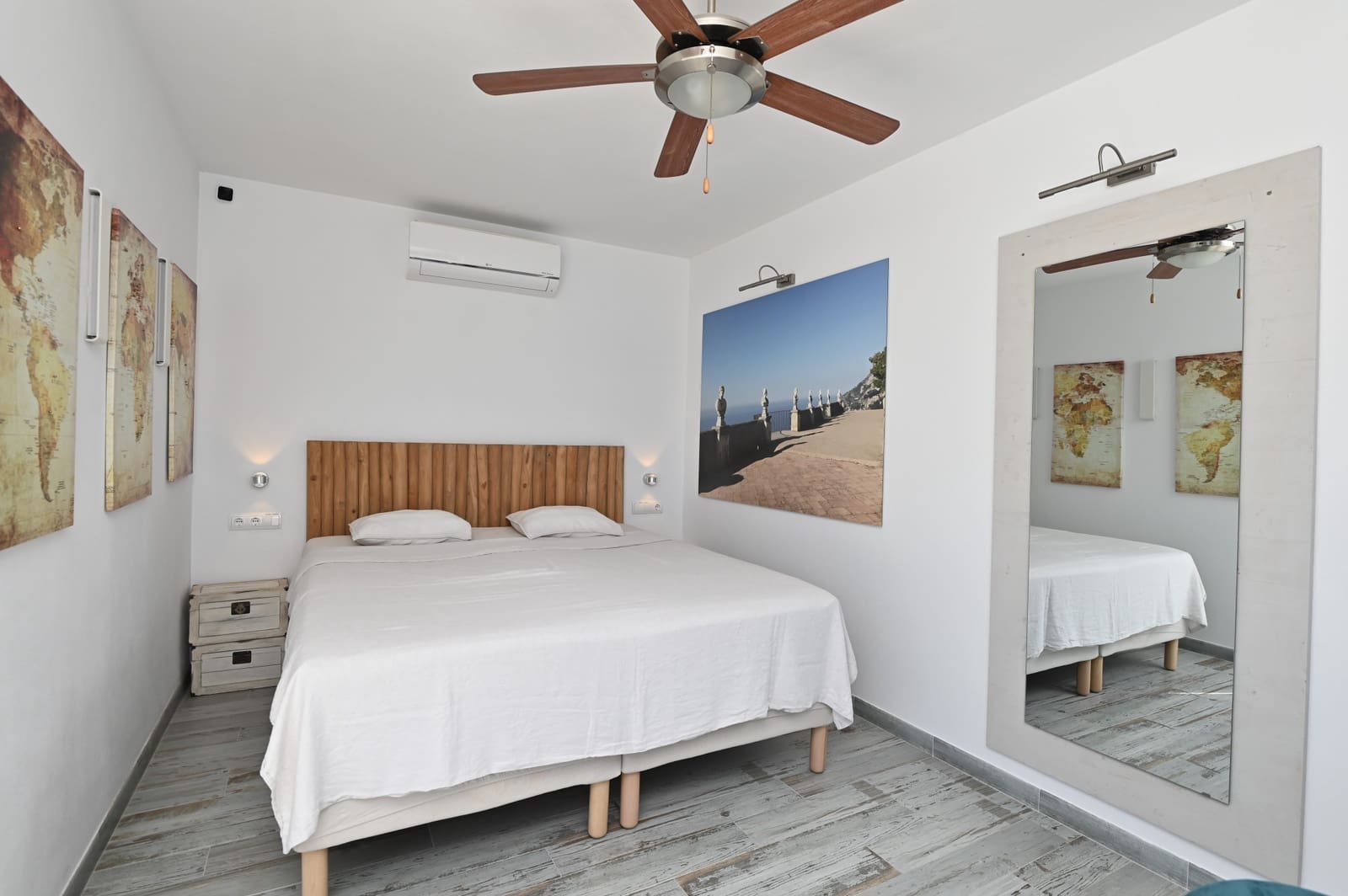 2 sypialnia Willa na sprzedaż w Es Figueral z garażem - 1 180 000 € (Ref: 9395904)