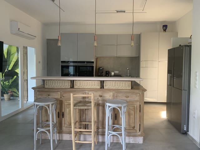 2 sovrum Villa till salu i Es Figueral, Santa Eulalia / Santa Eularia med garage - 1 180 000 € (Ref: 9395904)