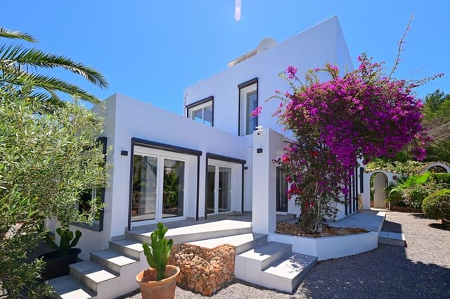2 sovrum Villa till salu i Es Figueral, Santa Eulalia / Santa Eularia med garage - 1 180 000 € (Ref: 9395904)