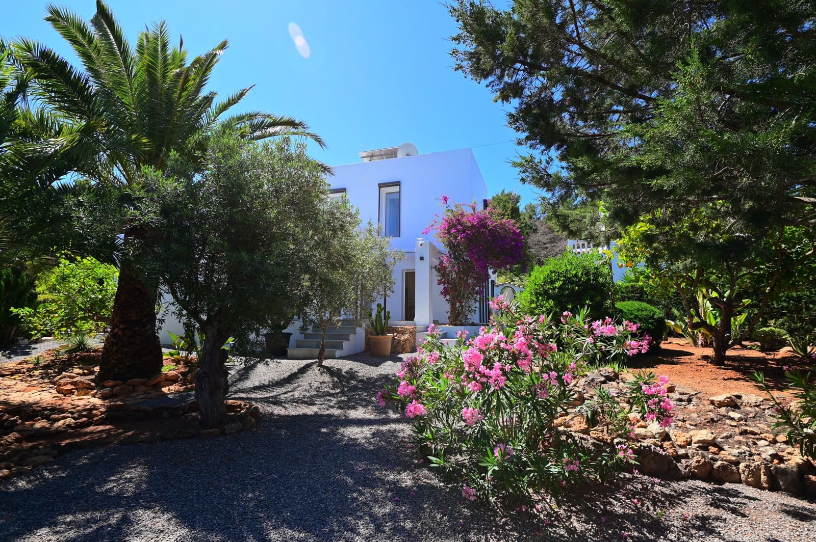 2 sypialnia Willa na sprzedaż w Es Figueral z garażem - 1 180 000 € (Ref: 9395904)