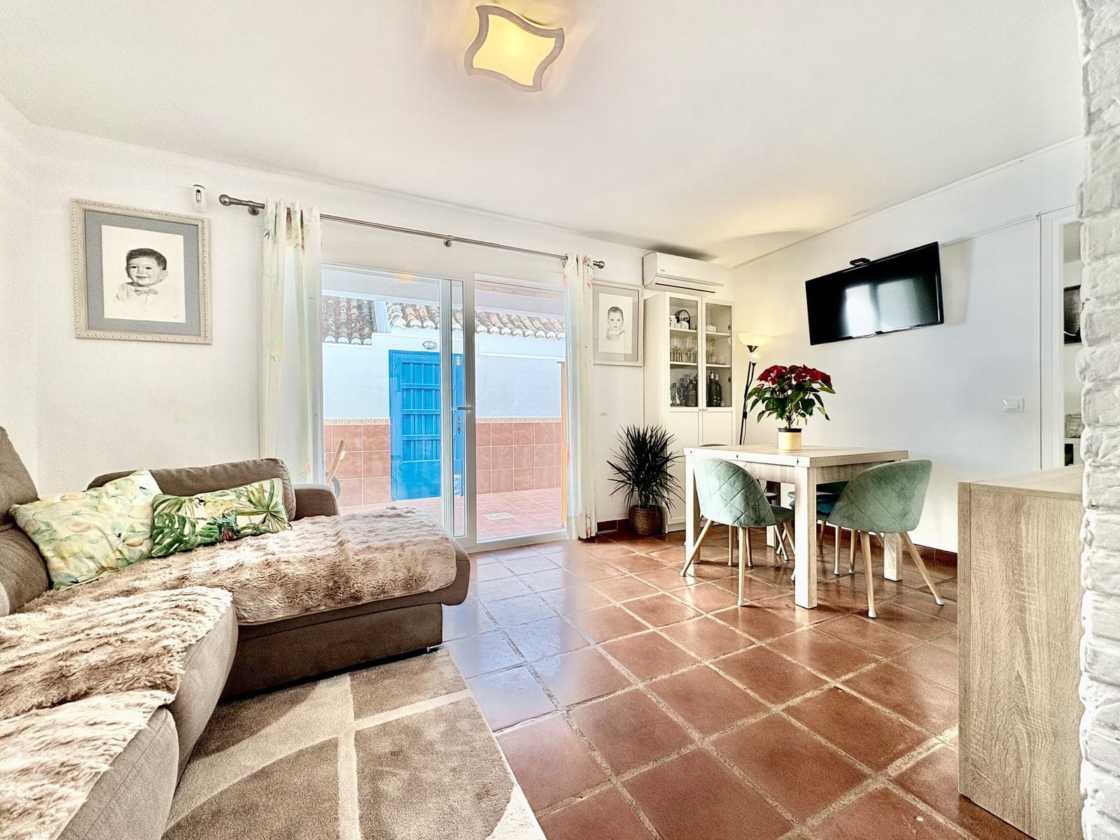 3 bedroom Townhouse for sale in Mijas Costa with pool garage - € 345,000 (Ref: 9398366)