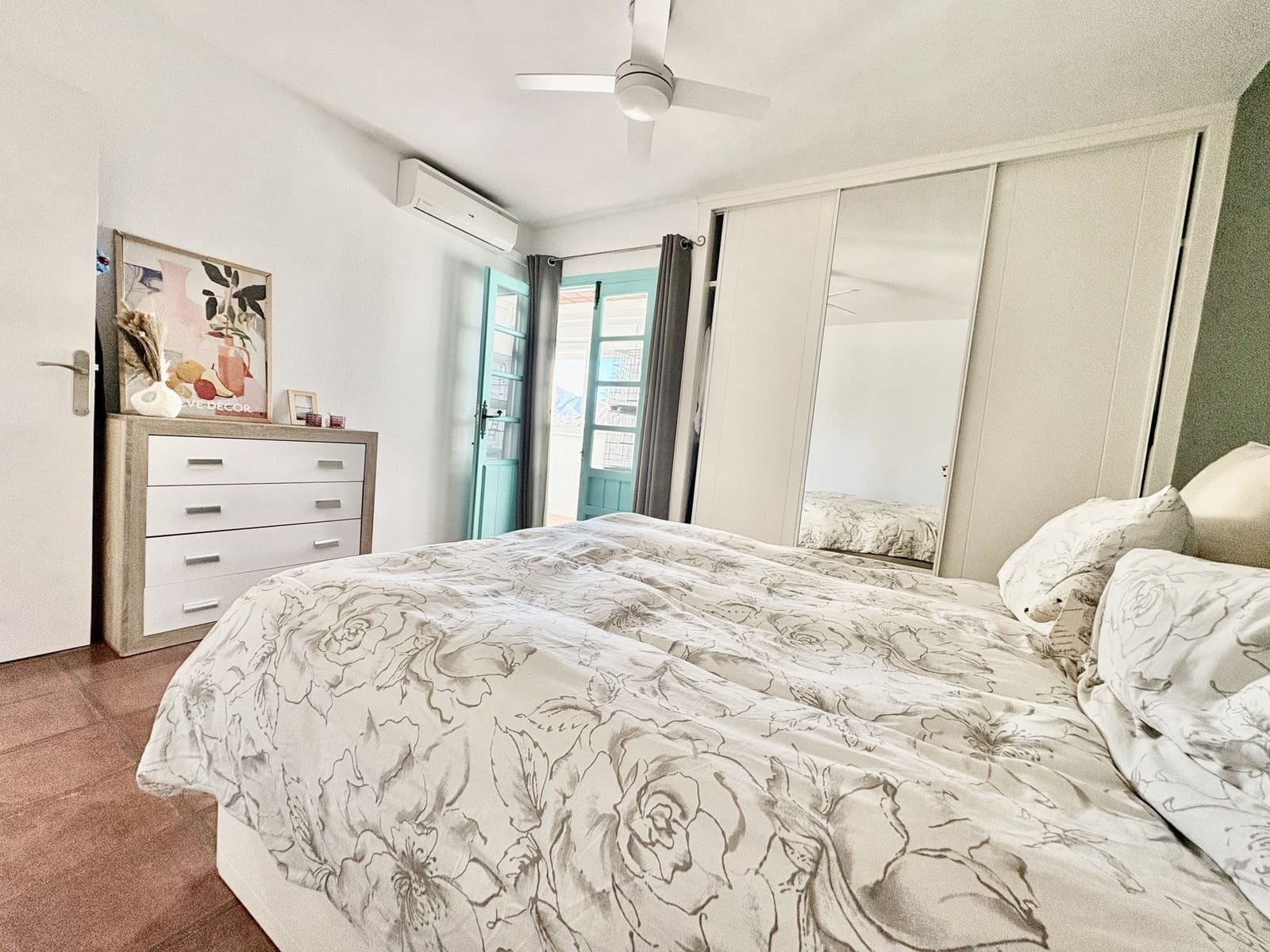 3 bedroom Townhouse for sale in Mijas Costa with pool garage - € 345,000 (Ref: 9398366)