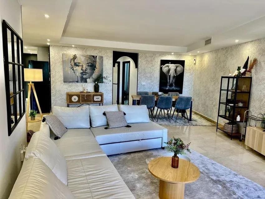 3 makuuhuone Huoneisto myytävänä paikassa Marbella mukana uima-altaan 
autotalli - 1 050 000 € (Ref: 9400776)