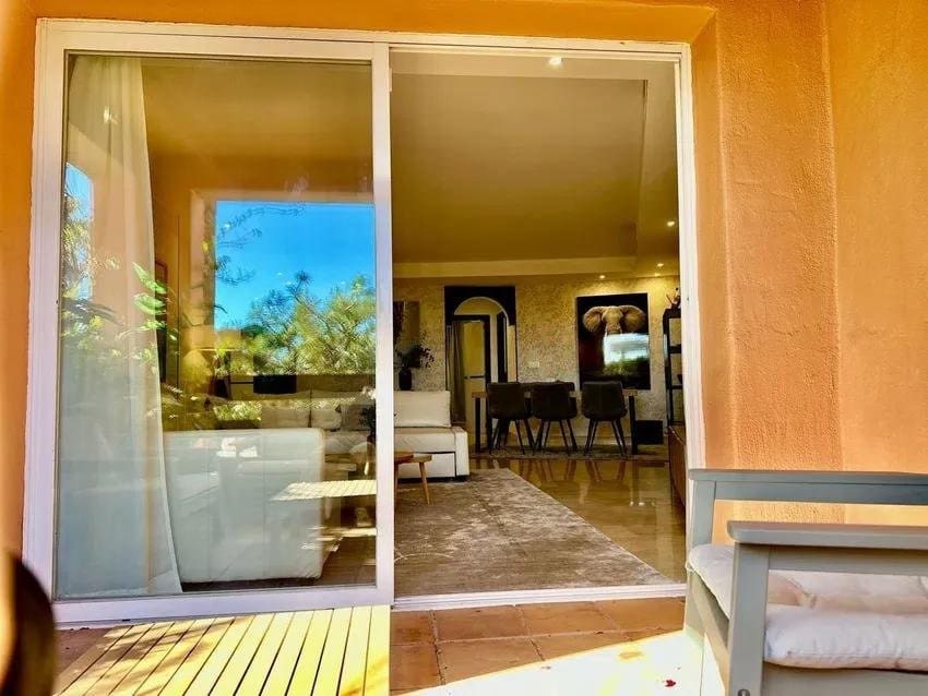 3 makuuhuone Huoneisto myytävänä paikassa Marbella mukana uima-altaan 
autotalli - 1 050 000 € (Ref: 9400776)