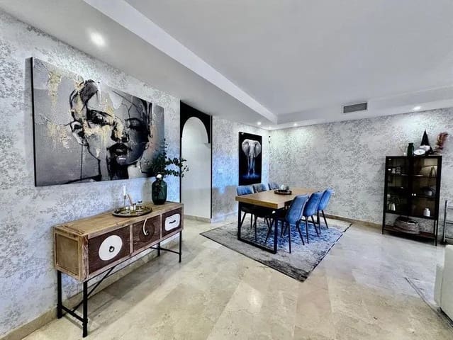 3 makuuhuone Huoneisto myytävänä paikassa Marbella mukana uima-altaan 
autotalli - 1 050 000 € (Ref: 9400776)