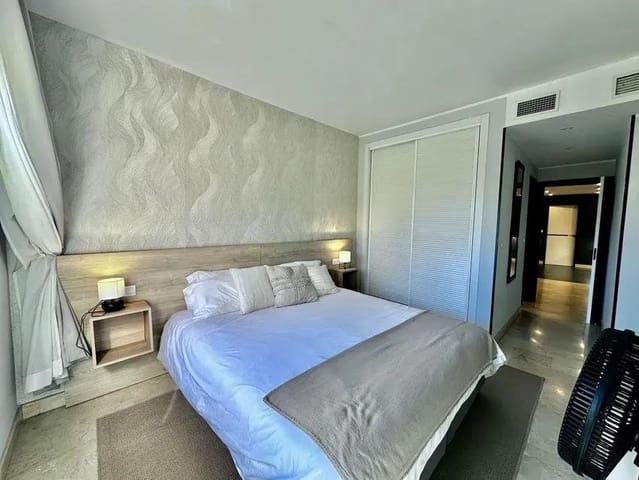 3 quarto Apartamento para venda em Marbella com piscina garagem - 995 000 € (Ref: 9400776)