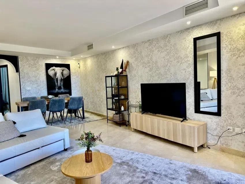 3 makuuhuone Huoneisto myytävänä paikassa Marbella mukana uima-altaan 
autotalli - 1 050 000 € (Ref: 9400776)