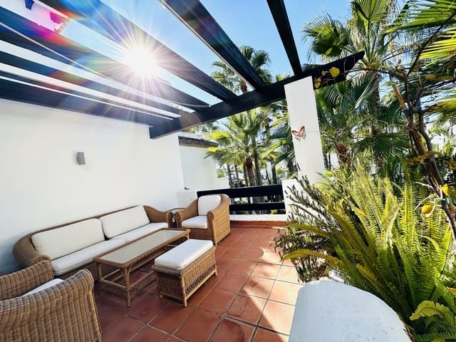3 slaapkamer Penthouse te koop in Marbella met zwembad garage - € 1.600.000 (Ref: 9400777)