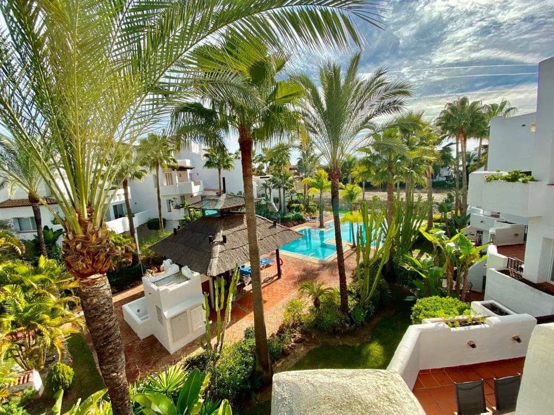 3 soveværelse Penthouse til salg i Marbella med swimmingpool garage - € 1.600.000 (Ref: 9400777)