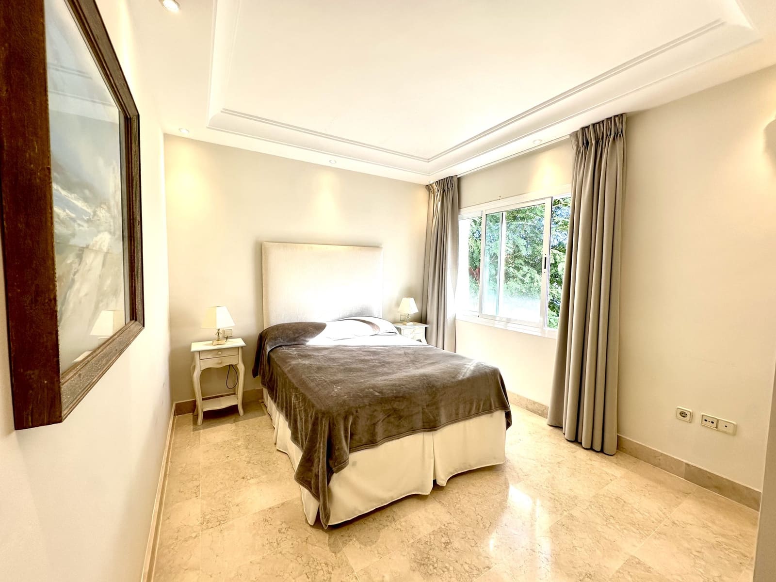 3 soveværelse Penthouse til salg i Marbella med swimmingpool garage - € 1.600.000 (Ref: 9400777)