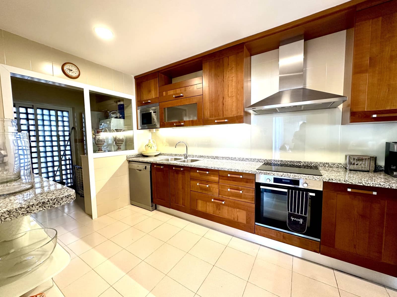 3 soveværelse Penthouse til salg i Marbella med swimmingpool garage - € 1.600.000 (Ref: 9400777)