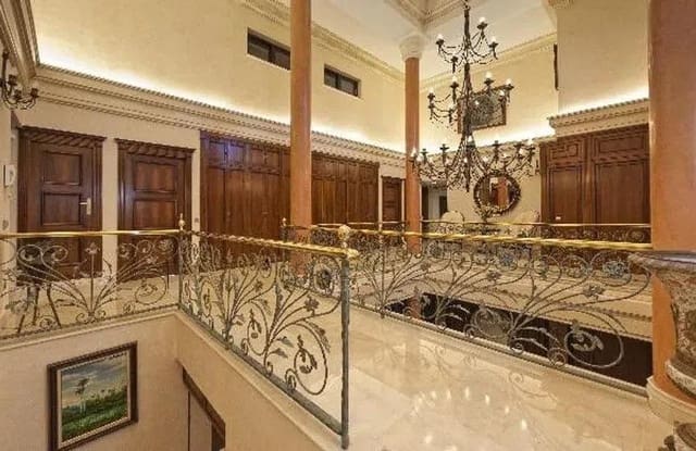 7 soveværelse Villa til salg i La Cala de Mijas, Mijas med swimmingpool garage - € 5.600.000 (Ref: 9406500)