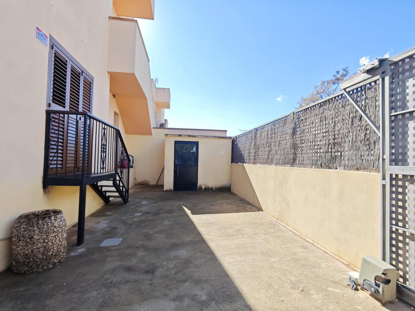3 bedroom Apartment for sale in Sant Jordi de Ses Salines with garage - € 840,000 (Ref: 9406501)