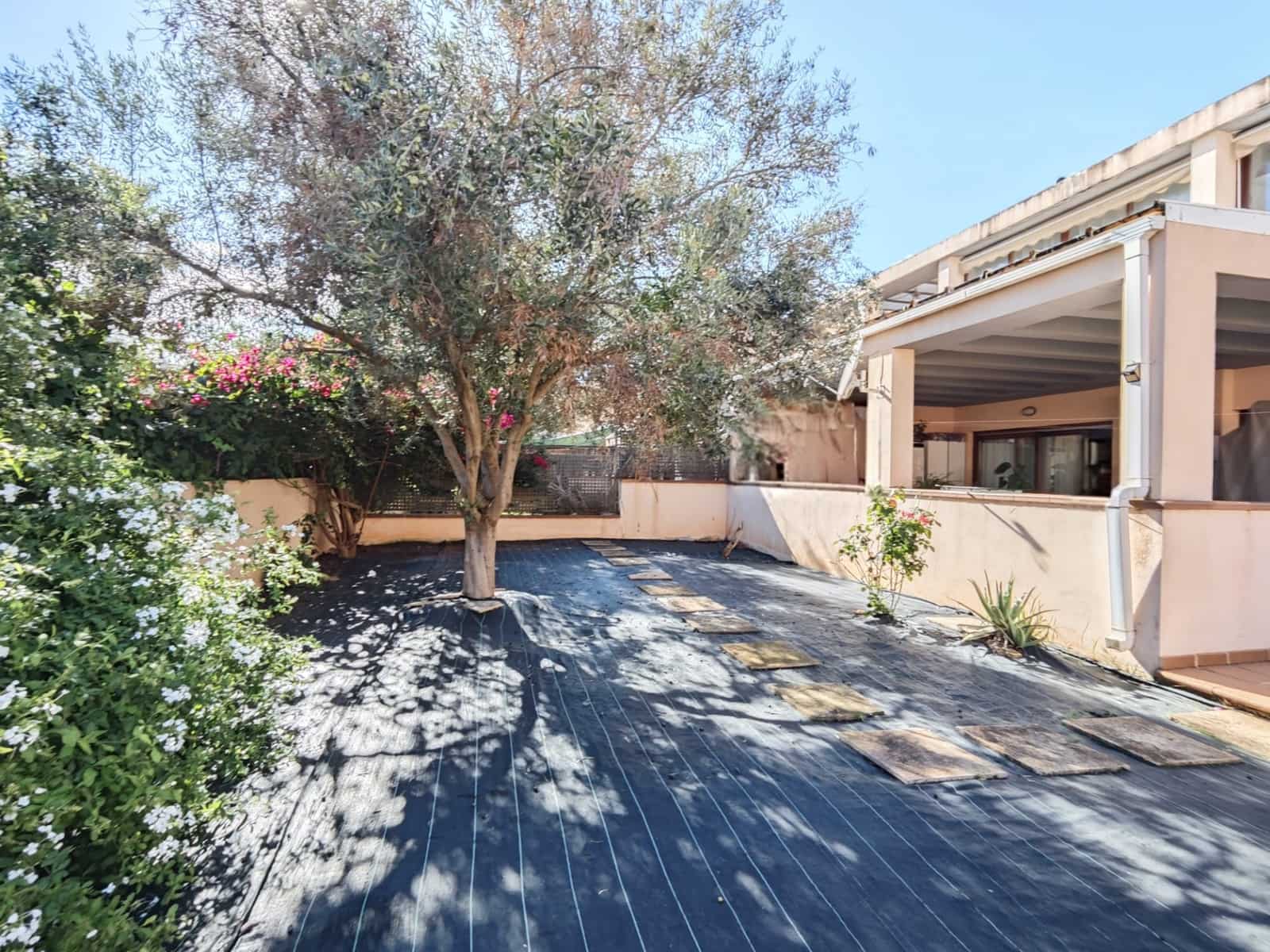 3 bedroom Apartment for sale in Sant Jordi de Ses Salines with garage - € 840,000 (Ref: 9406501)