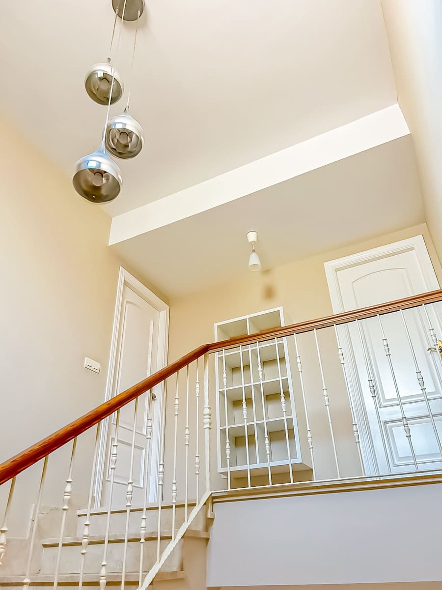 4 soveværelse Villa til salg i Mijas Costa med swimmingpool - € 995.000 (Ref: 9415800)