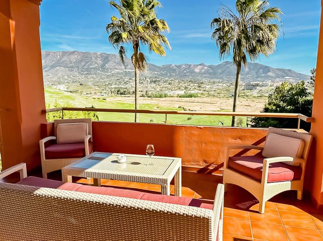 4 sypialnia Willa na sprzedaż w Mijas Costa, Mijas z basenem - 995 000 € (Ref: 9415800)