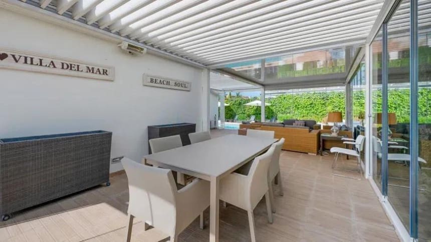 8 bedroom Villa for sale in San Pedro de Alcantara with pool garage - € 3,500,000 (Ref: 9419565)
