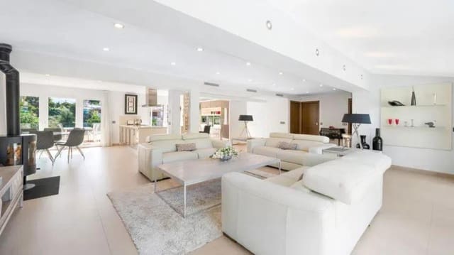 8 soverom Villa til salgs i San Pedro de Alcantara, Marbella med svømmebasseng garasje - € 3 500 000 (Ref: 9419565)
