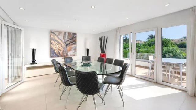 8 soverom Villa til salgs i San Pedro de Alcantara, Marbella med svømmebasseng garasje - € 3 500 000 (Ref: 9419565)