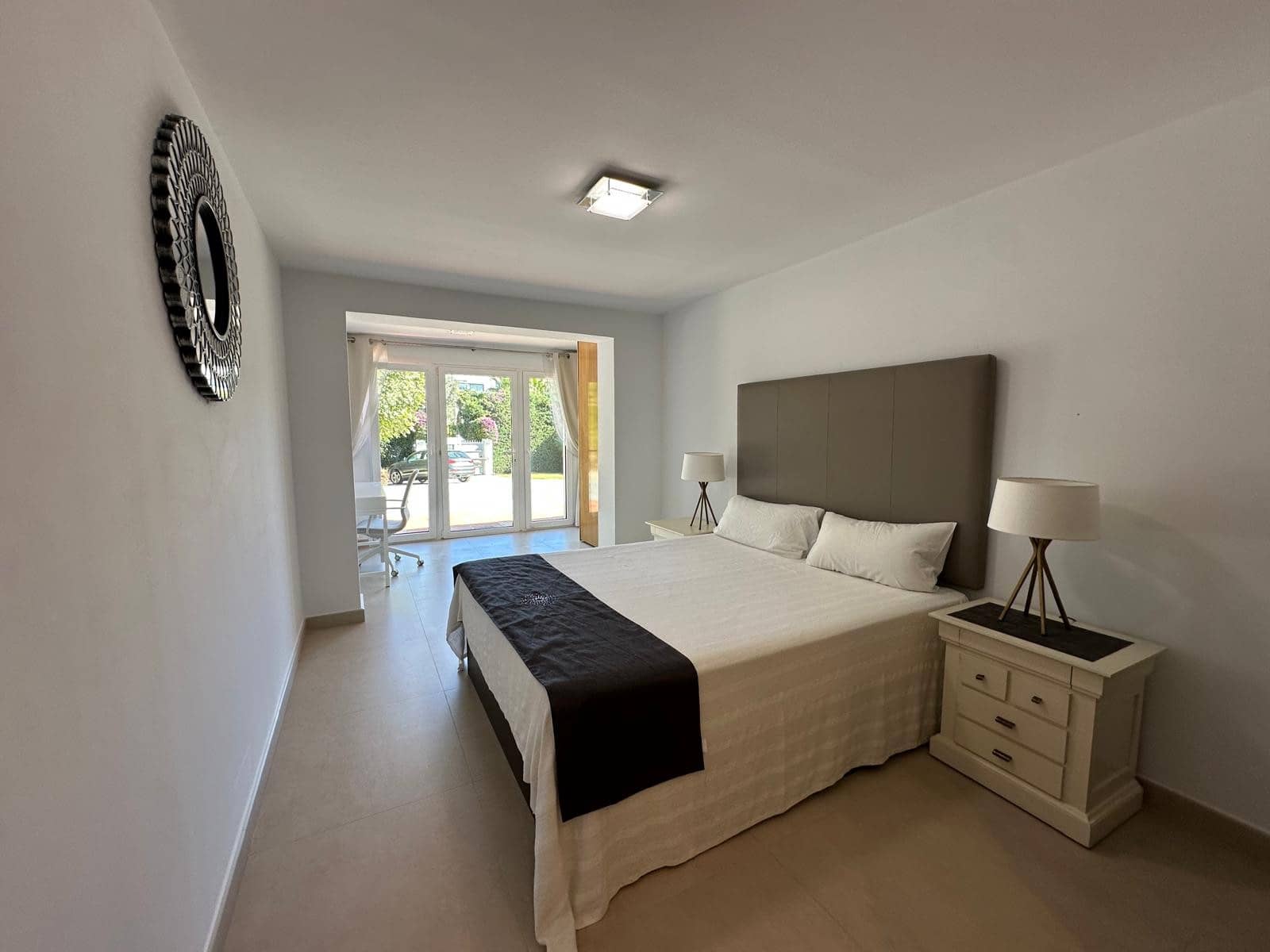 8 bedroom Villa for sale in San Pedro de Alcantara with pool garage - € 3,500,000 (Ref: 9419565)
