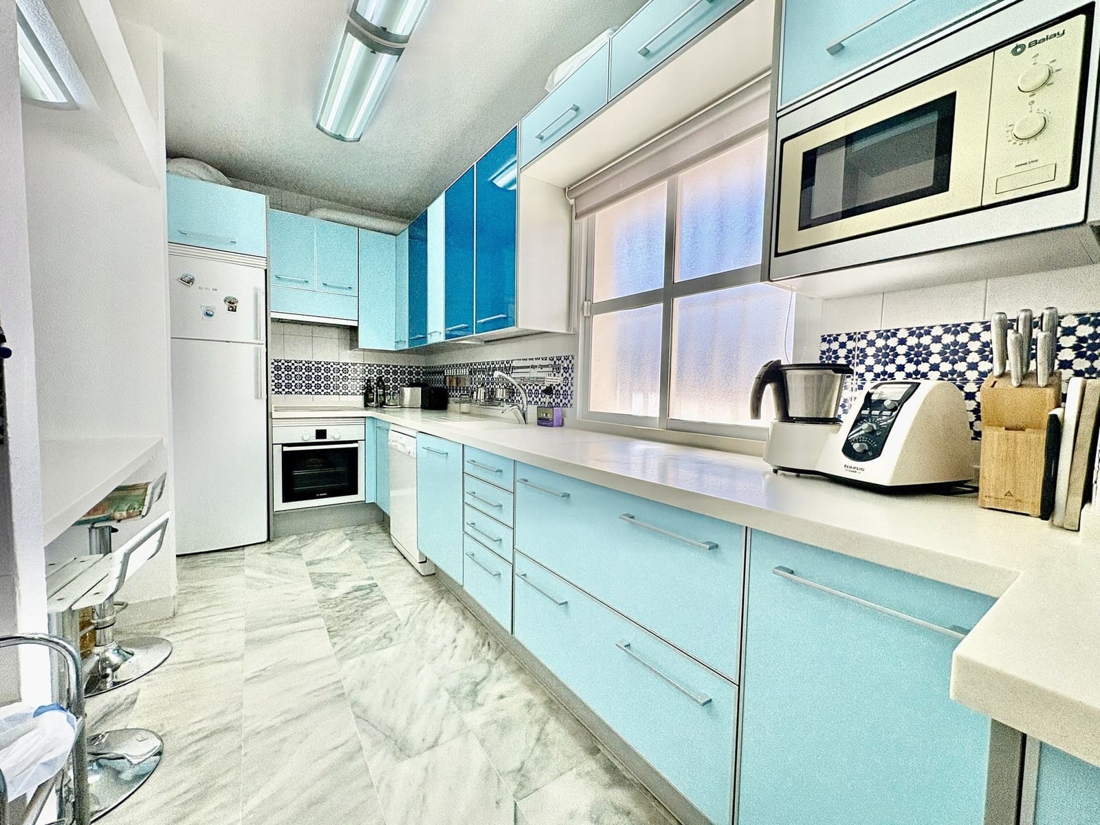 3 soveværelse Penthouse til salg i Fuengirola med swimmingpool garage - € 790.000 (Ref: 9419566)