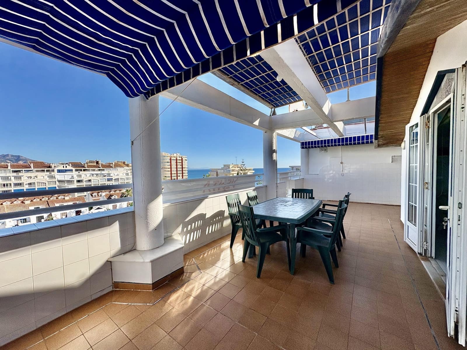 3 soveværelse Penthouse til salg i Fuengirola med swimmingpool garage - € 790.000 (Ref: 9419566)
