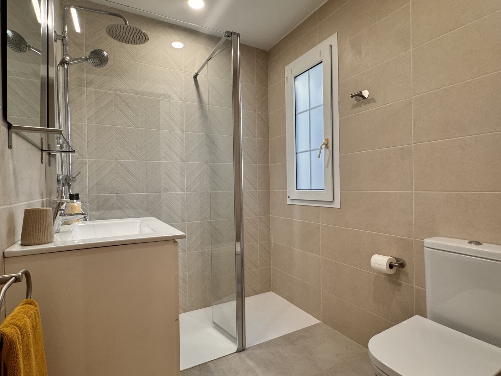 3 soveværelse Villa til salg i Sotogrande med swimmingpool garage - € 860.000 (Ref: 9422263)