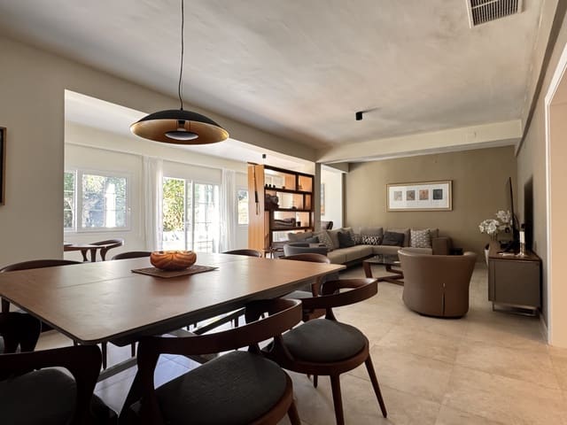 3 soveværelse Villa til salg i Sotogrande Alto, San Roque med swimmingpool garage - € 860.000 (Ref: 9422263)