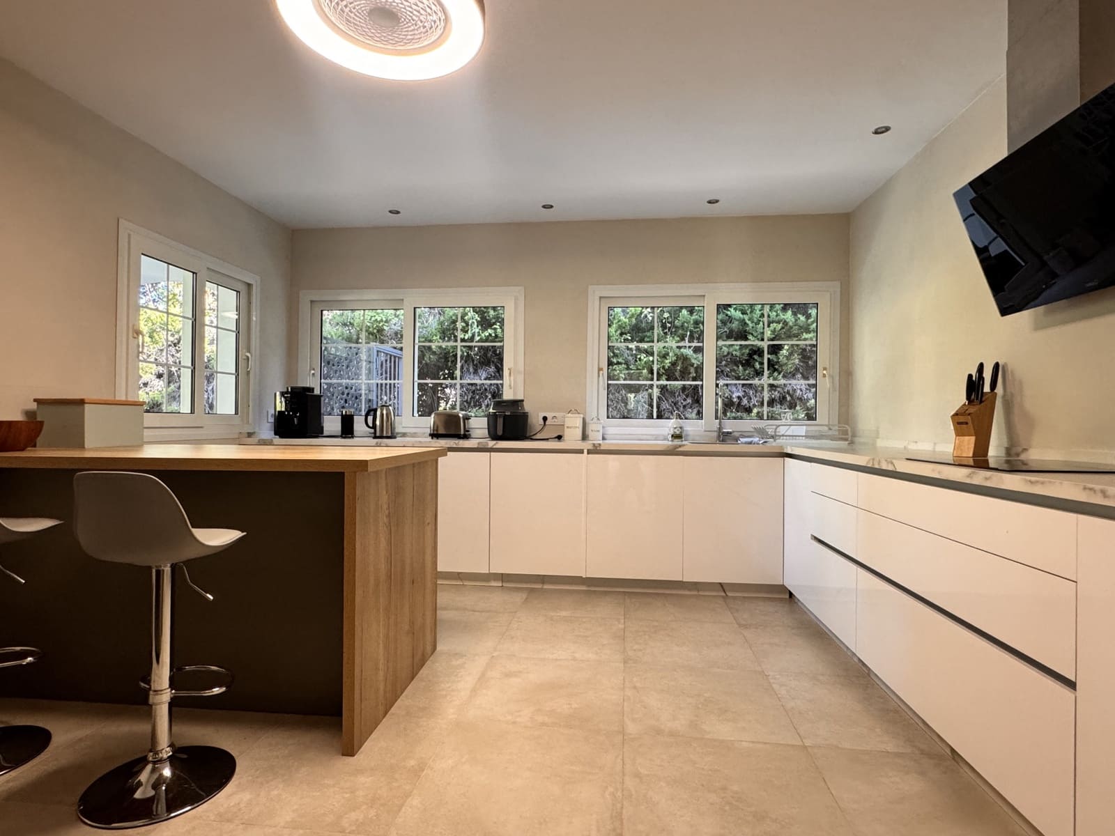 3 soveværelse Villa til salg i Sotogrande med swimmingpool garage - € 860.000 (Ref: 9422263)