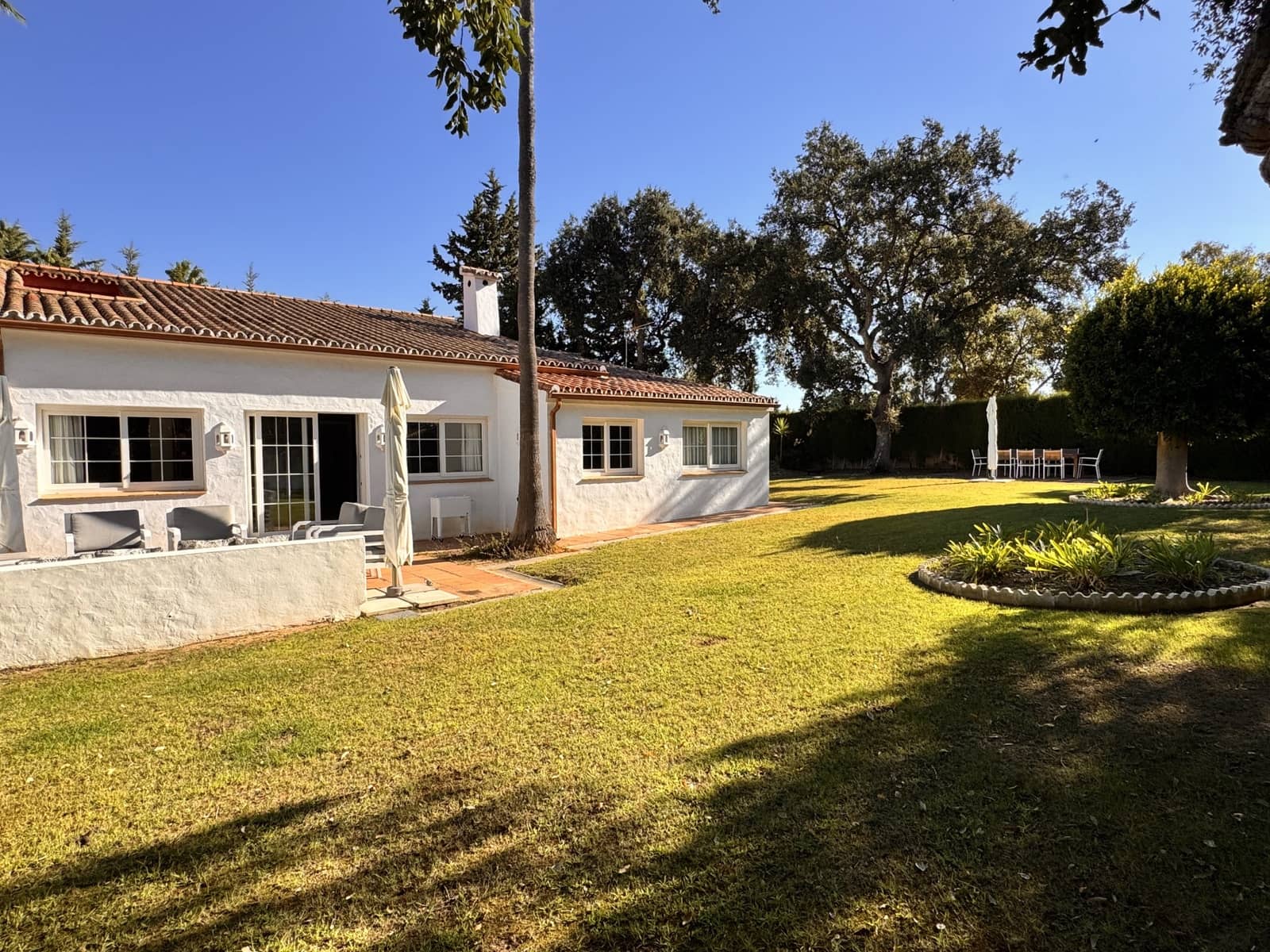 3 soveværelse Villa til salg i Sotogrande med swimmingpool garage - € 860.000 (Ref: 9422263)