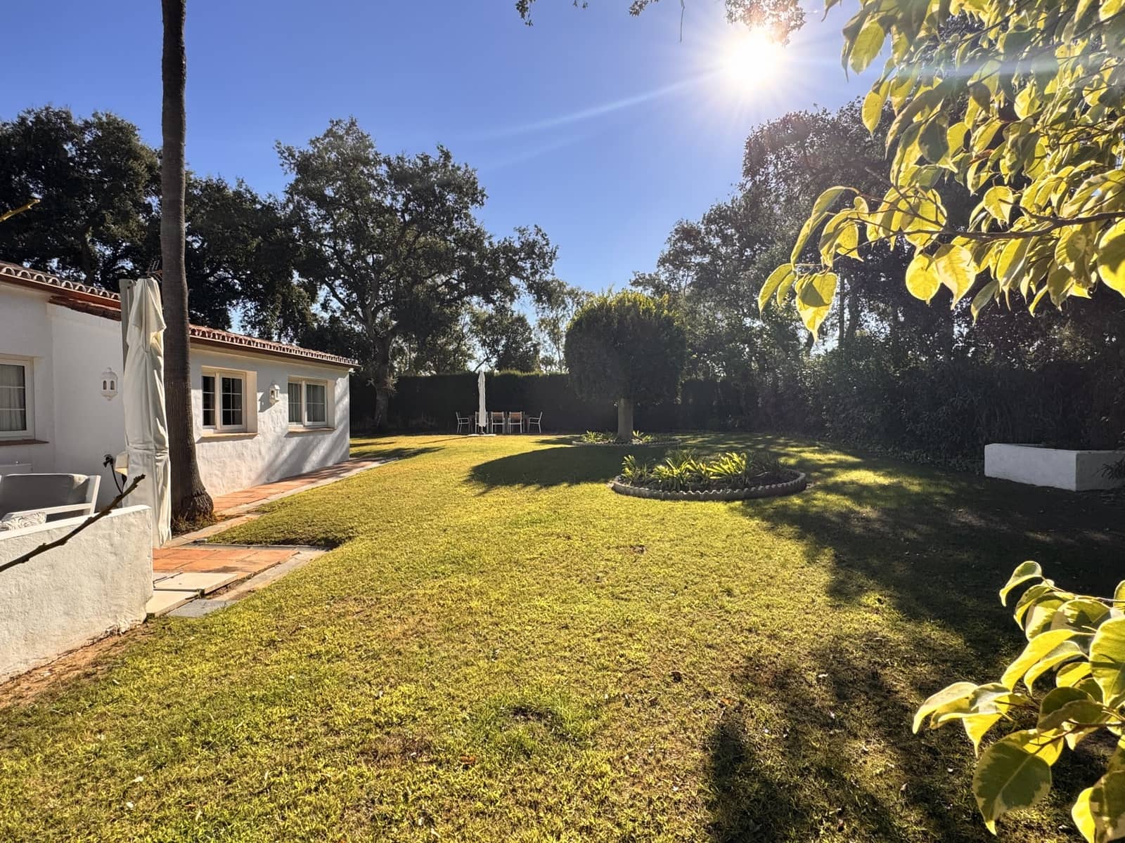 3 soveværelse Villa til salg i Sotogrande med swimmingpool garage - € 860.000 (Ref: 9422263)