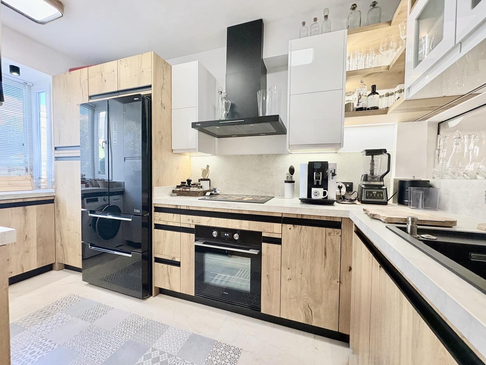 4 sypialnia Dom na sprzedaż w Marbella z basenem garażem - 2 920 000 € (Ref: 9424401)