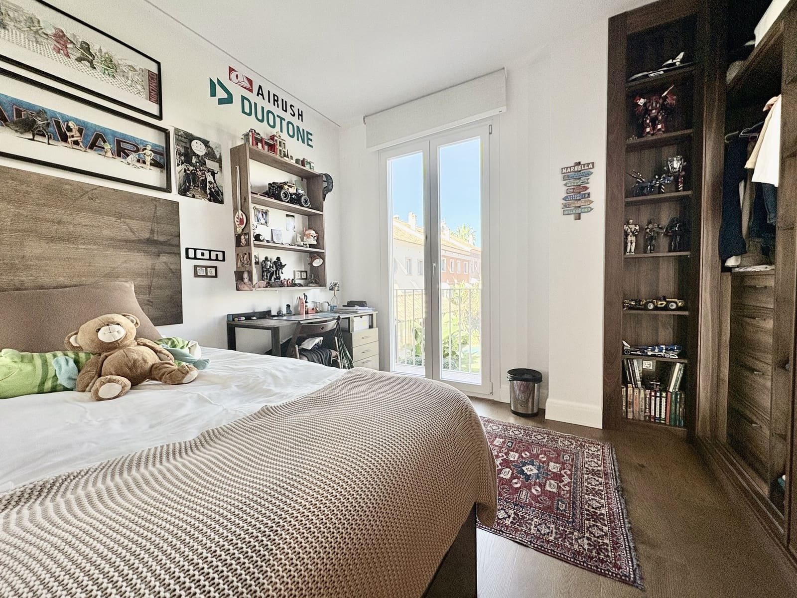 4 sypialnia Dom na sprzedaż w Marbella z basenem garażem - 2 920 000 € (Ref: 9424401)