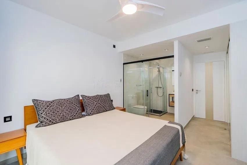 10 soveværelse Villa til salg i New Golden Mile med swimmingpool garage - € 4.200.000 (Ref: 9427094)