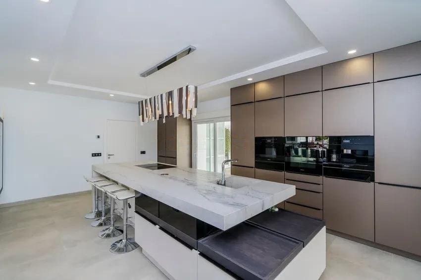 10 sovrum Villa till salu i New Golden Mile med pool garage - 4 200 000 € (Ref: 9427094)