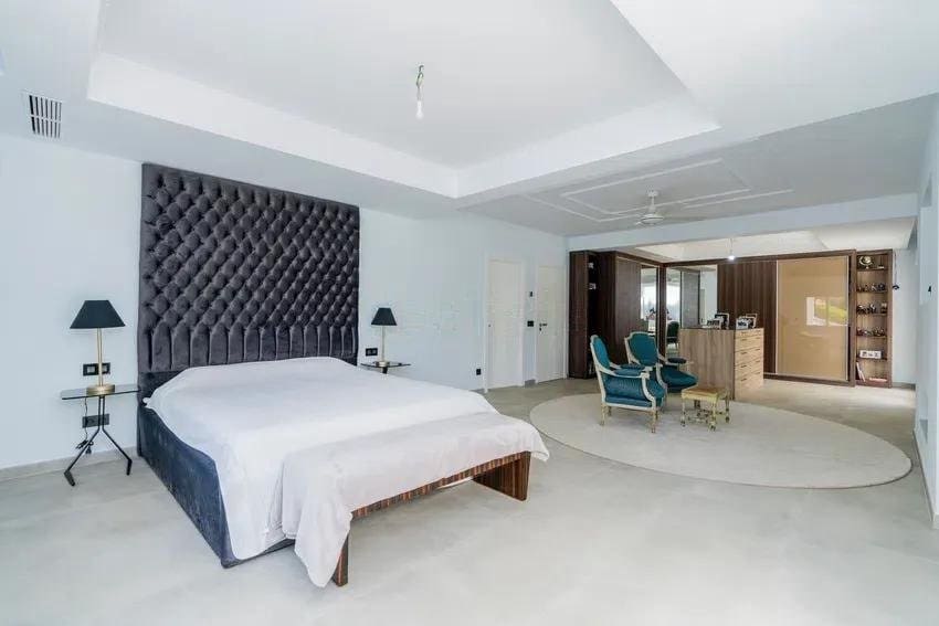 10 sovrum Villa till salu i New Golden Mile med pool garage - 4 200 000 € (Ref: 9427094)