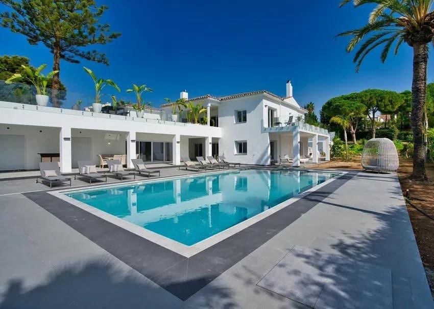 10 sovrum Villa till salu i New Golden Mile med pool garage - 4 200 000 € (Ref: 9427094)