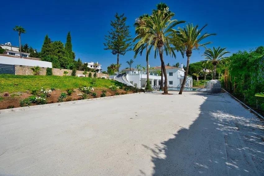 10 sovrum Villa till salu i New Golden Mile med pool garage - 4 200 000 € (Ref: 9427094)
