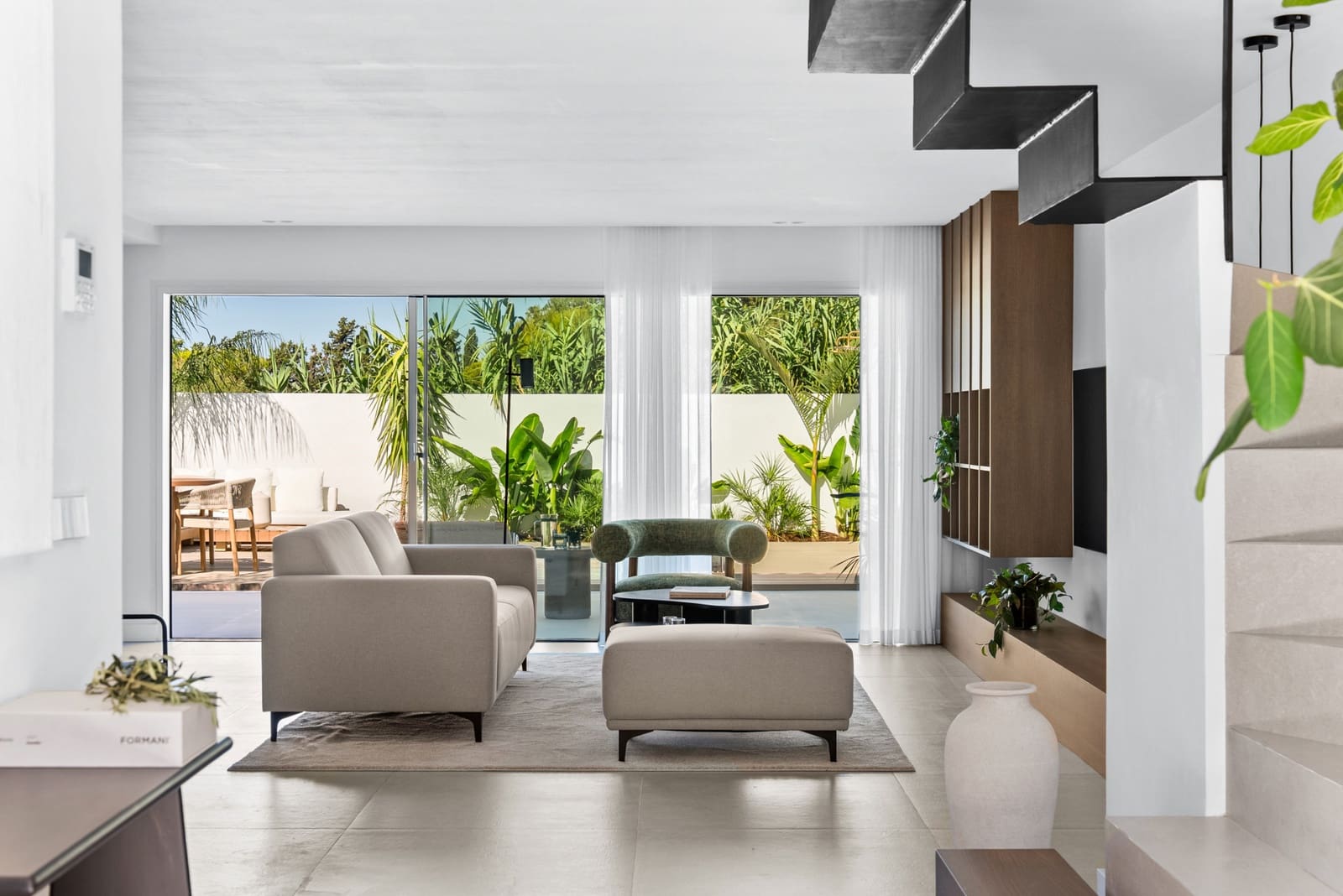 3 slaapkamer Huis te koop in Nueva Andalucia met zwembad - € 1.395.000 (Ref: 9431338)