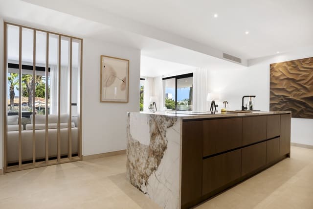 4 chambre Villa/Maison à vendre à Guadalmina Alta, Marbella avec piscine garage - 3 580 000 € (Ref: 9431340)