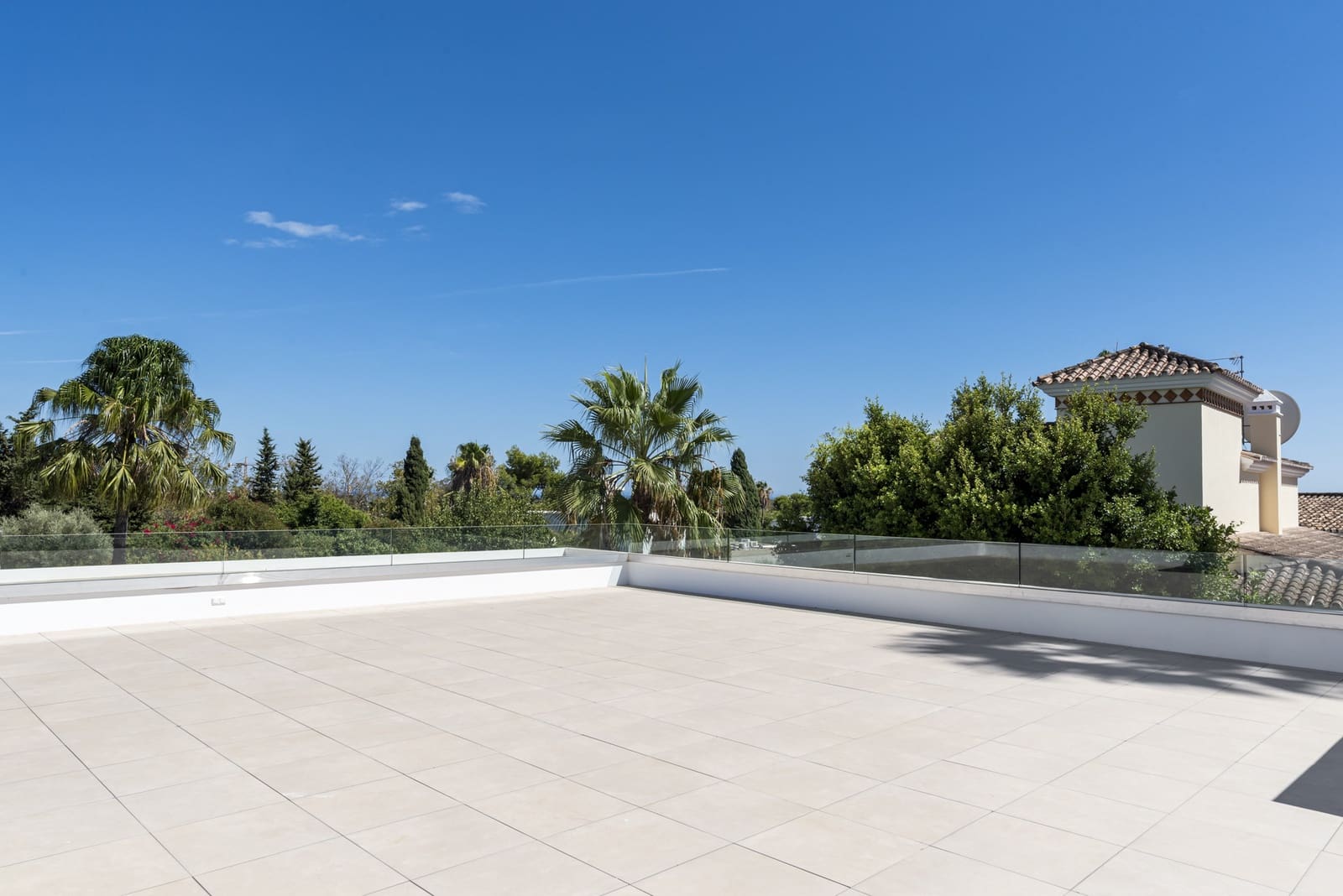 4 sovrum Villa till salu i Guadalmina med pool garage - 3 580 000 € (Ref: 9431340)