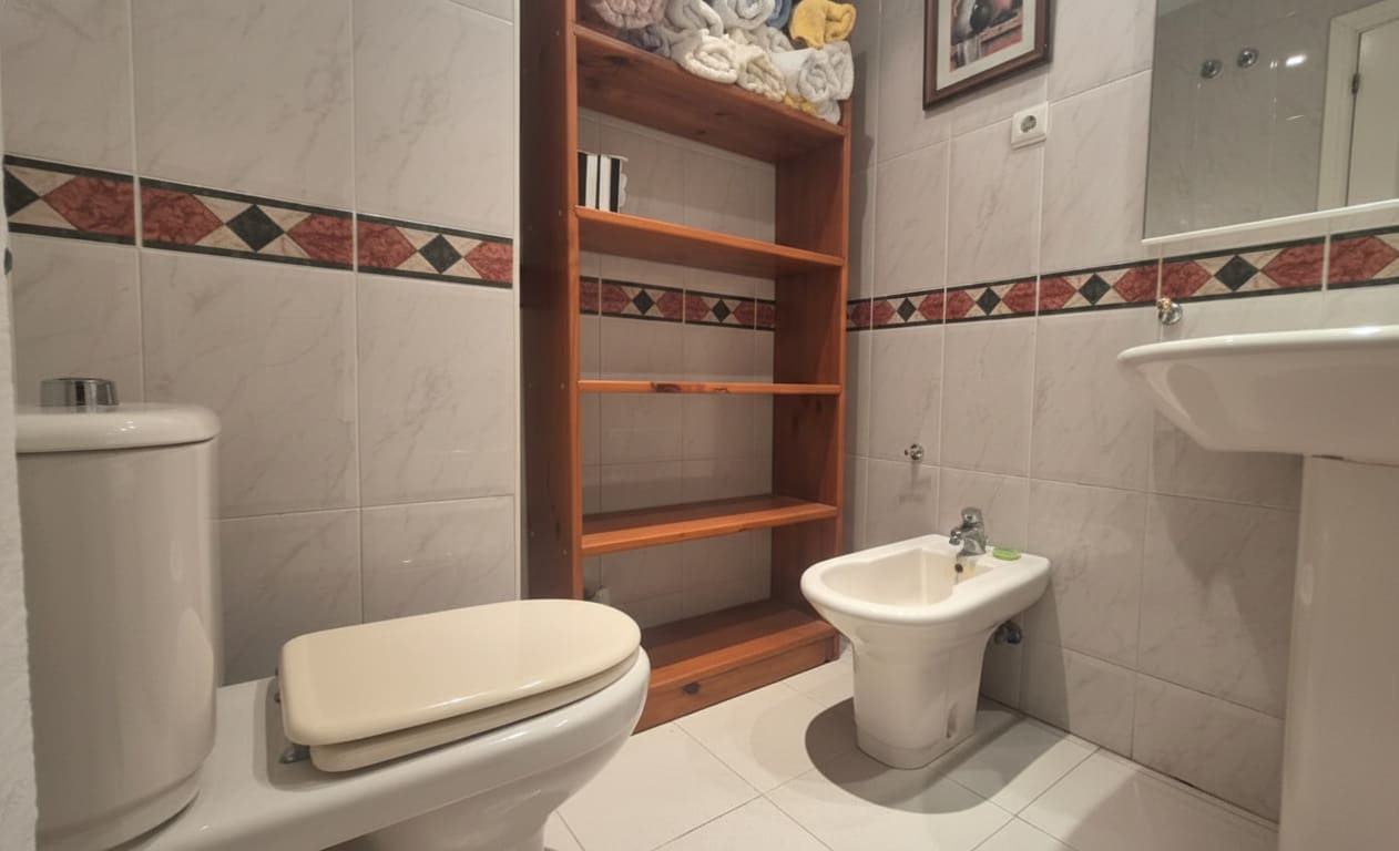 3 makuuhuone Huoneisto myytävänä paikassa Torremolinos mukana uima-altaan 
autotalli - 330 000 € (Ref: 9433309)